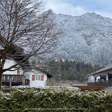 Ferienhaus Butterfly 2 Garmisch-Partenkirchen Exterior photo